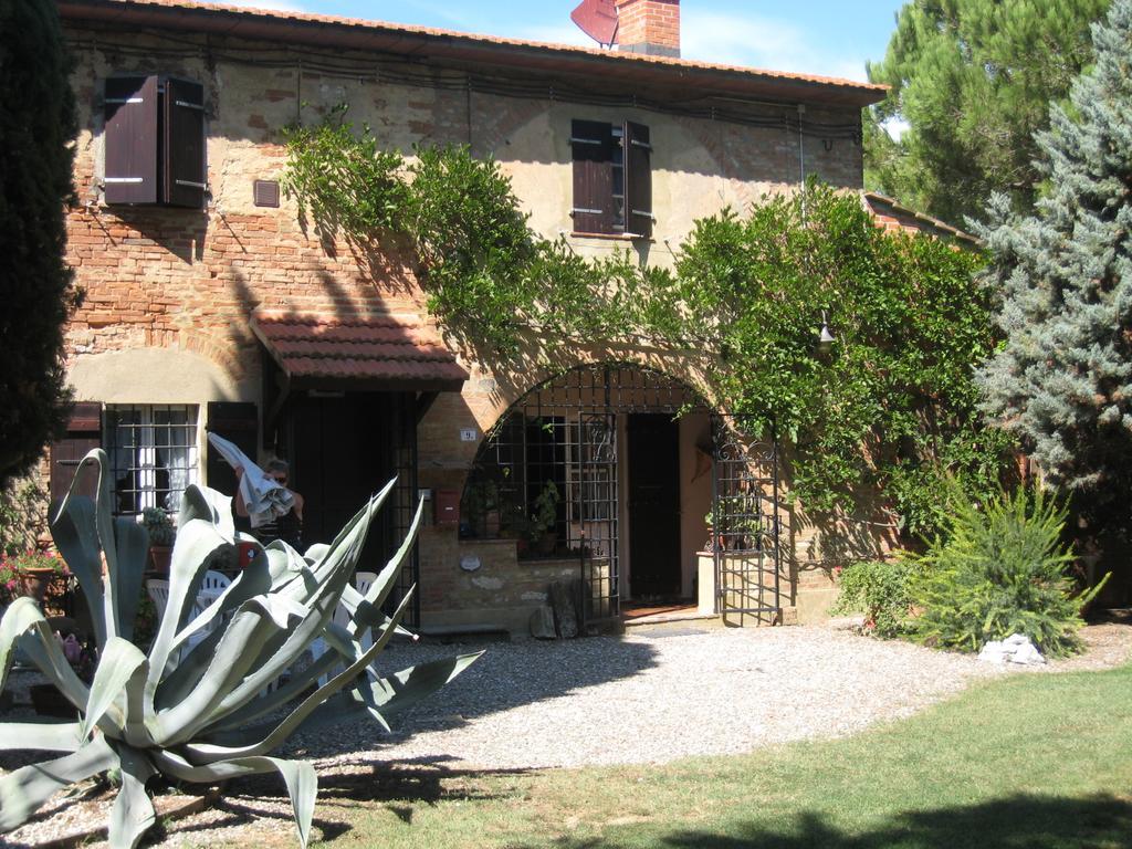 Casa Terra Rossa Fauglia Quarto foto